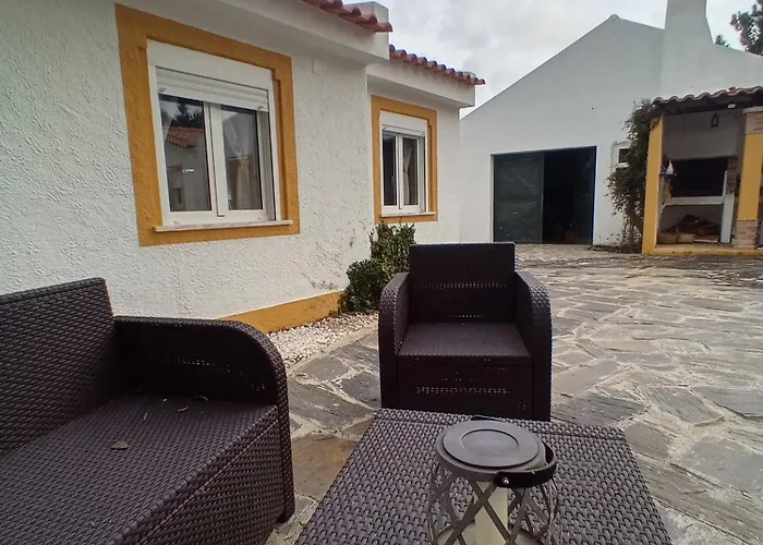 Feriehus O Mundo Da Lua Azeitão